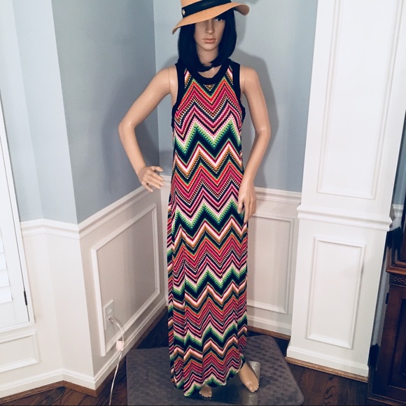 Karen Kane Maxi Dress - Picture 6 of 8